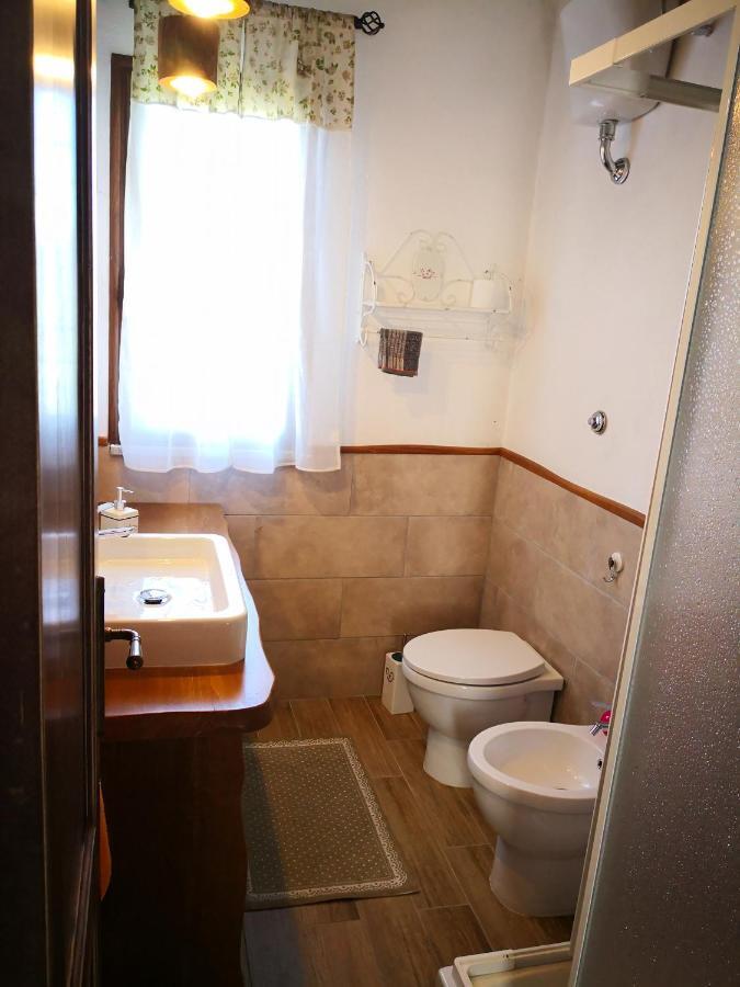 Villa Sa Pruna Oliena Bagian luar foto
